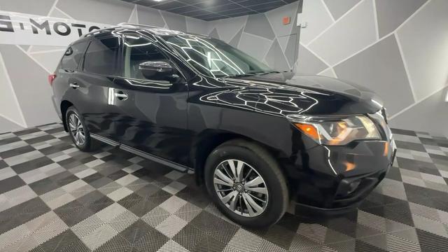 used 2020 Nissan Pathfinder car, priced at $19,498