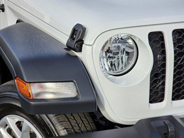 new 2023 Jeep Gladiator car, priced at $50,505