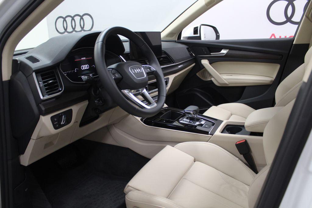 used 2025 Audi Q5 car, priced at $48,275
