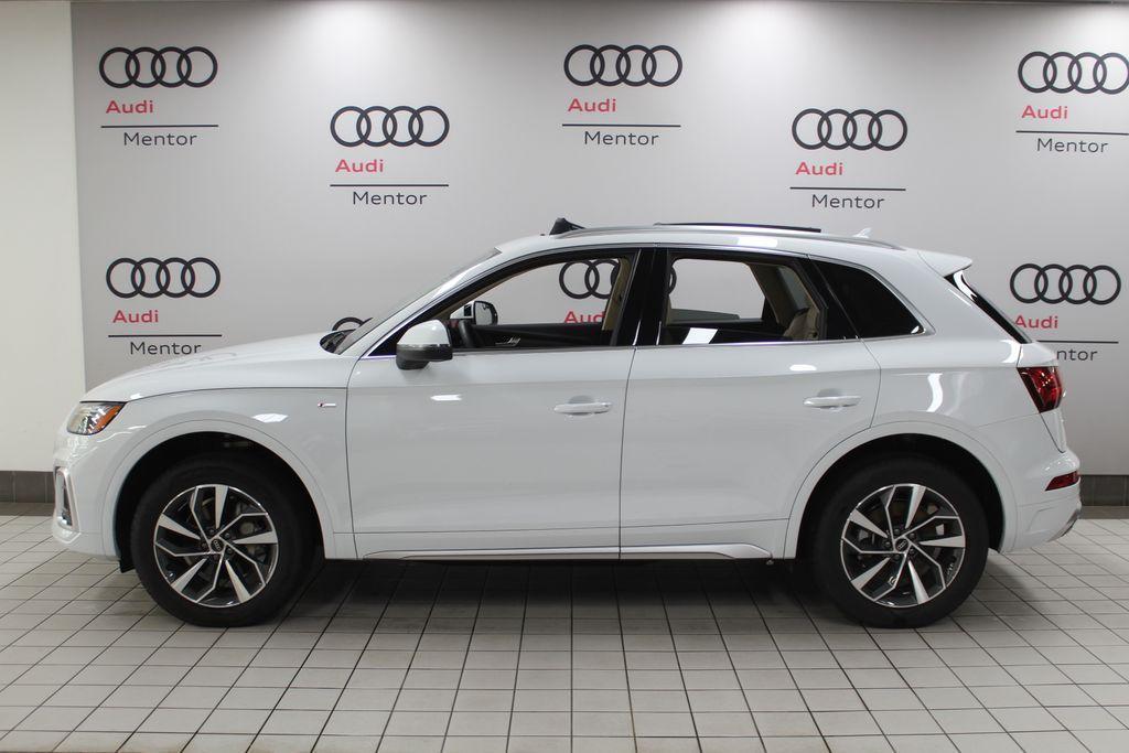used 2025 Audi Q5 car, priced at $48,275