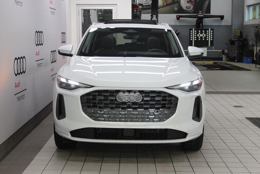 new 2025 Audi Q5 car, priced at $57,065