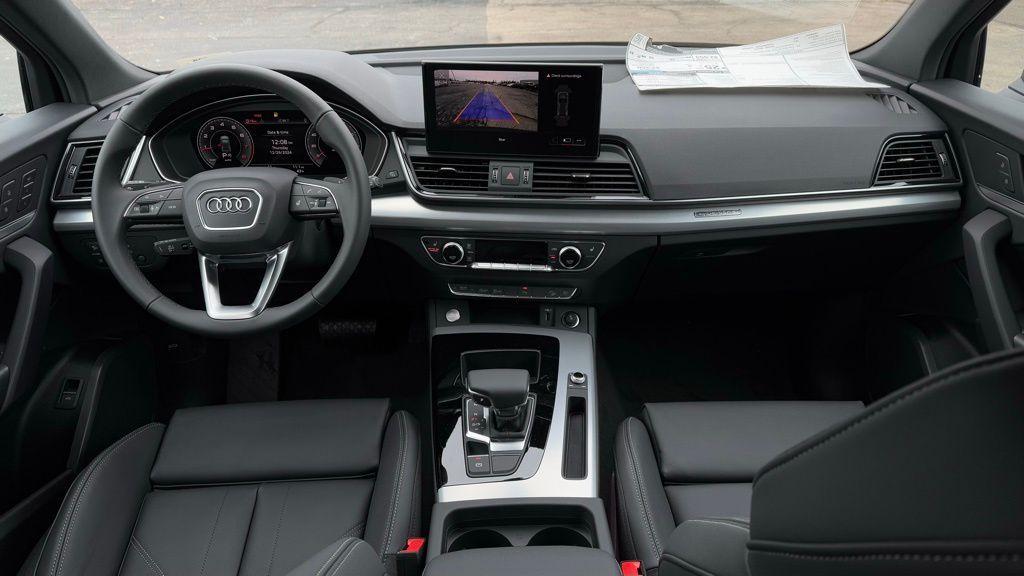 new 2025 Audi Q5 car, priced at $53,650