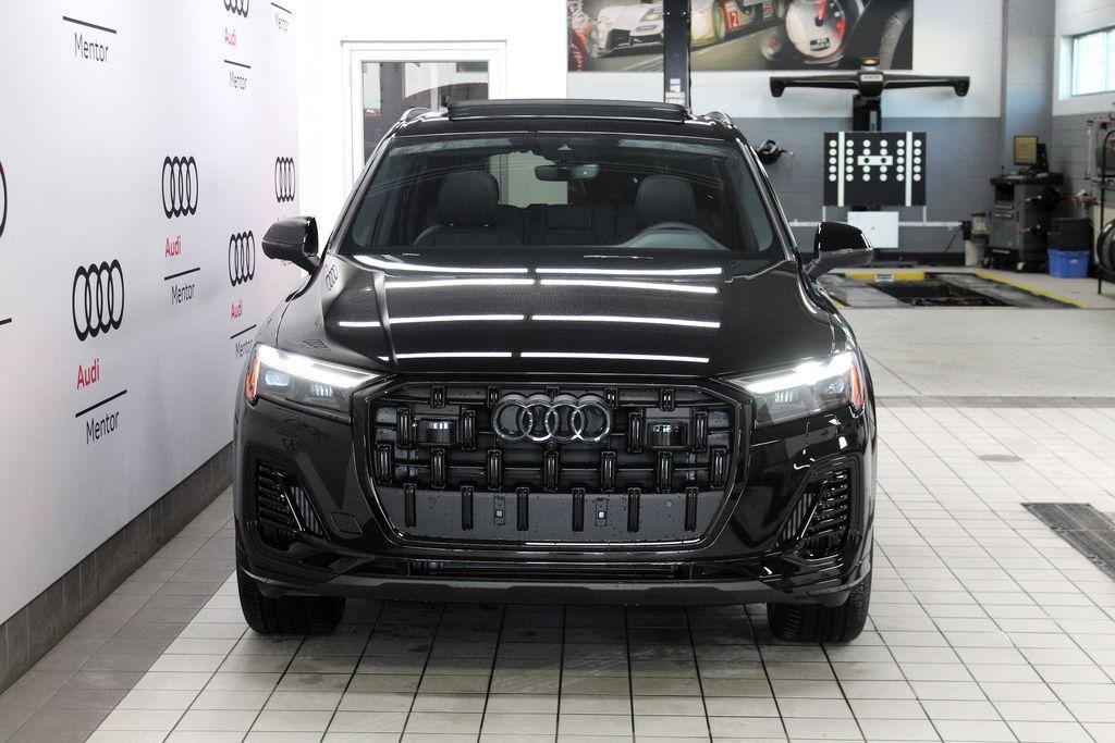 new 2026 Audi Q7 car, priced at $78,445