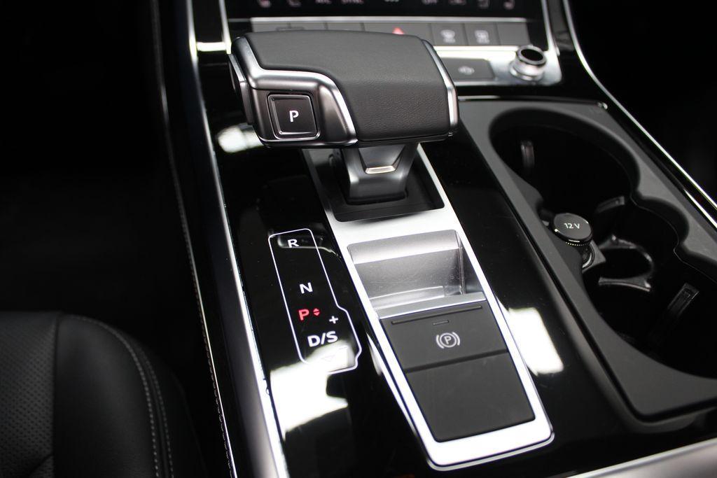 used 2025 Audi Q7 car, priced at $58,990