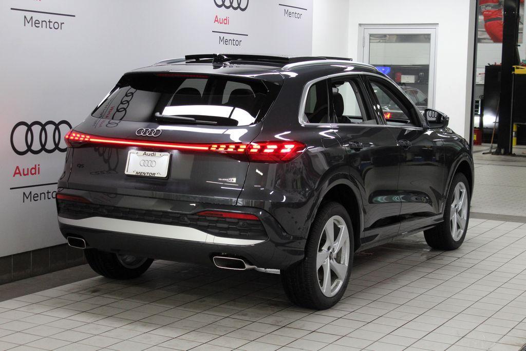 new 2025 Audi Q5 car, priced at $60,115
