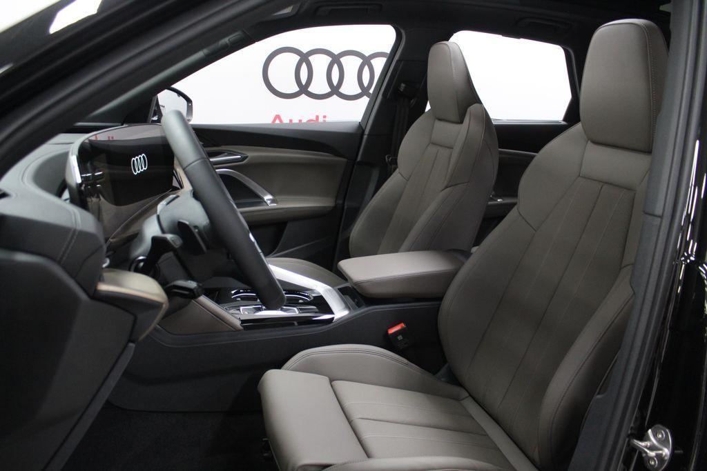 new 2025 Audi Q5 car, priced at $61,300