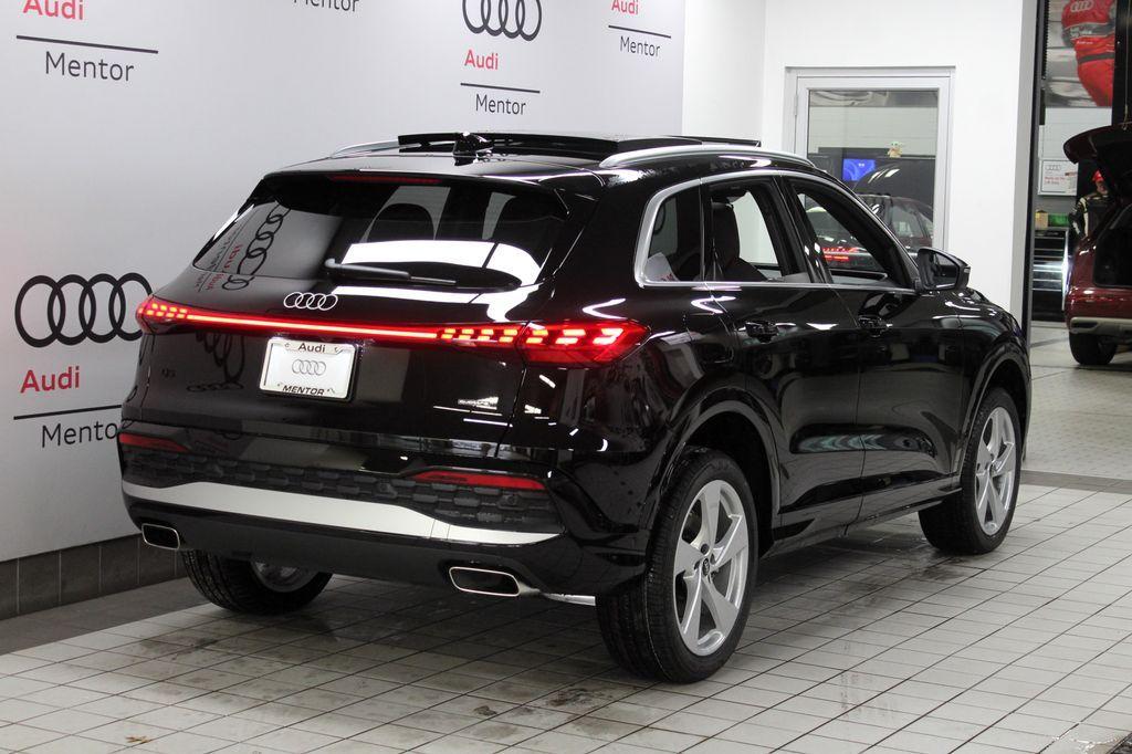 new 2025 Audi Q5 car, priced at $61,300
