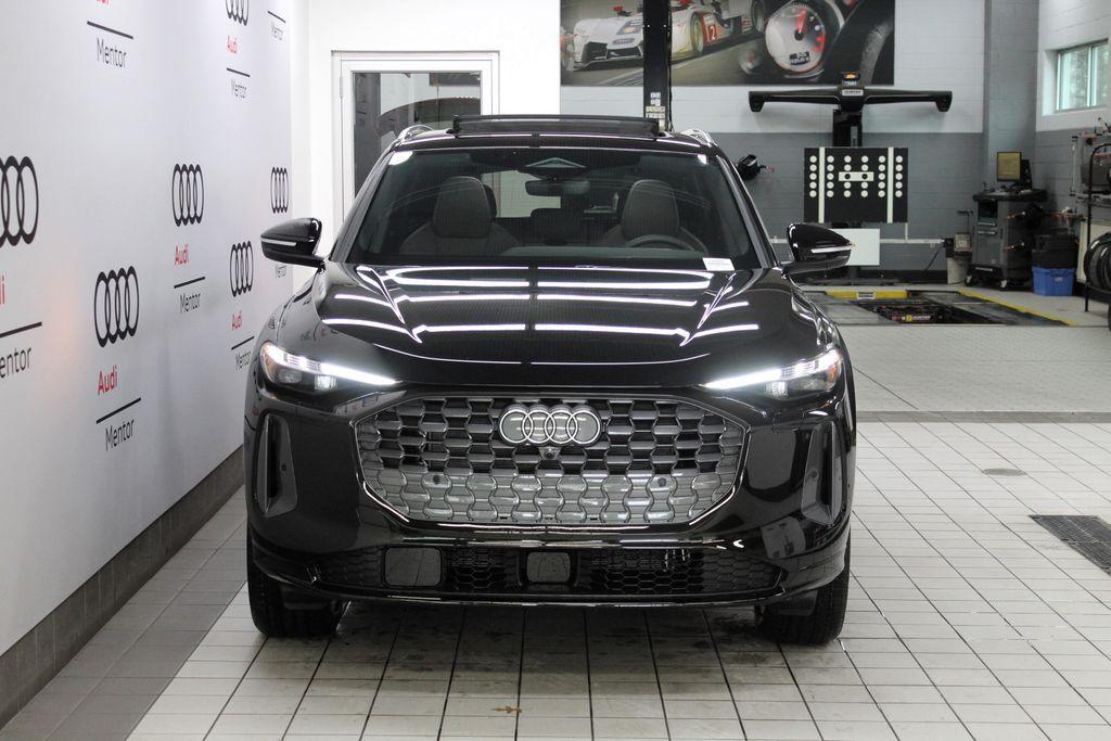new 2025 Audi Q5 car, priced at $61,300