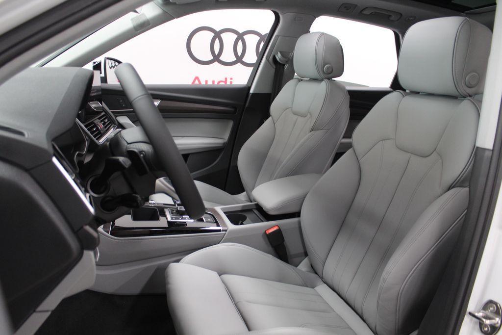 new 2025 Audi Q5 car, priced at $57,375