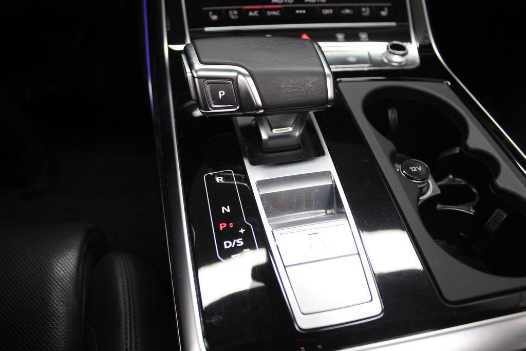 used 2020 Audi Q7 car
