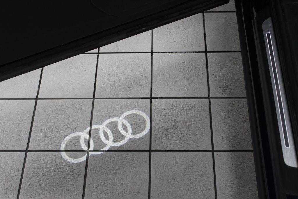 used 2020 Audi Q7 car