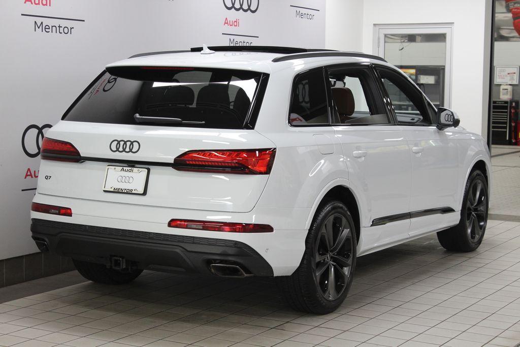 used 2025 Audi Q7 car, priced at $66,675