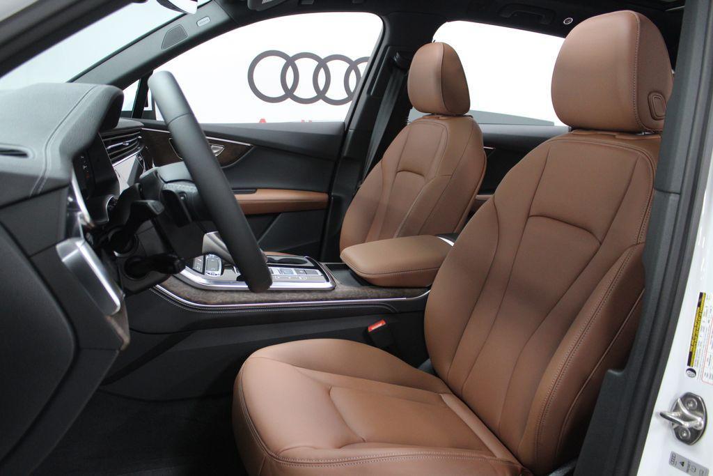 used 2025 Audi Q7 car, priced at $66,675