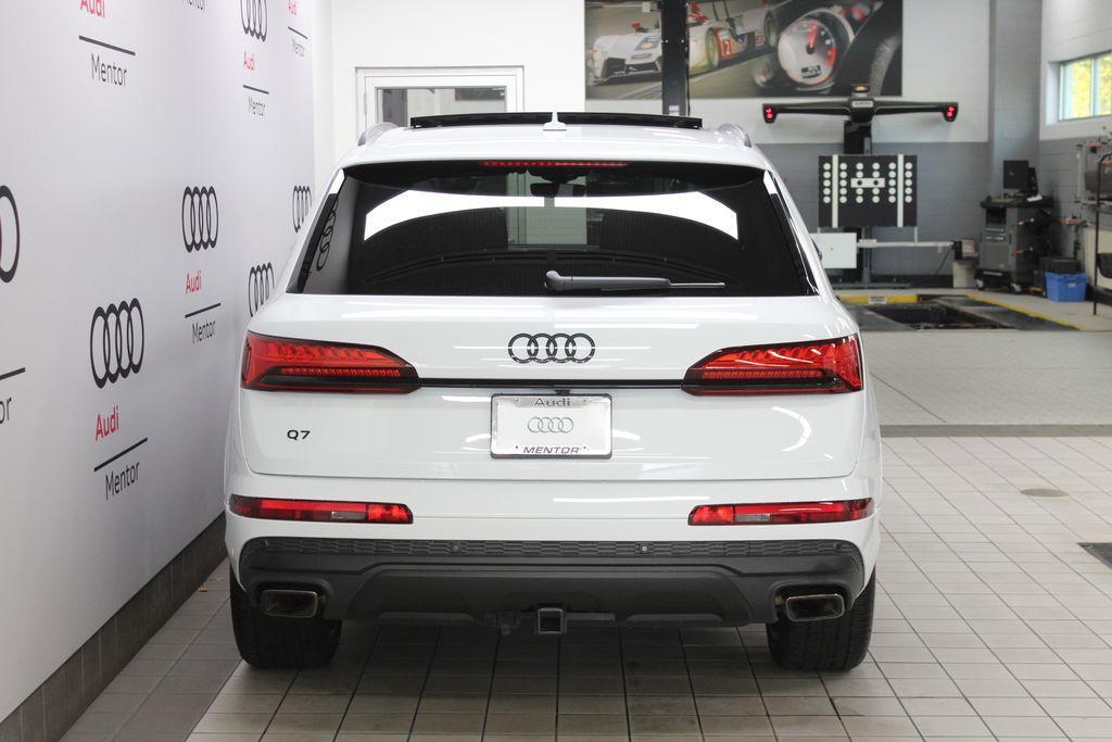 used 2025 Audi Q7 car, priced at $66,675