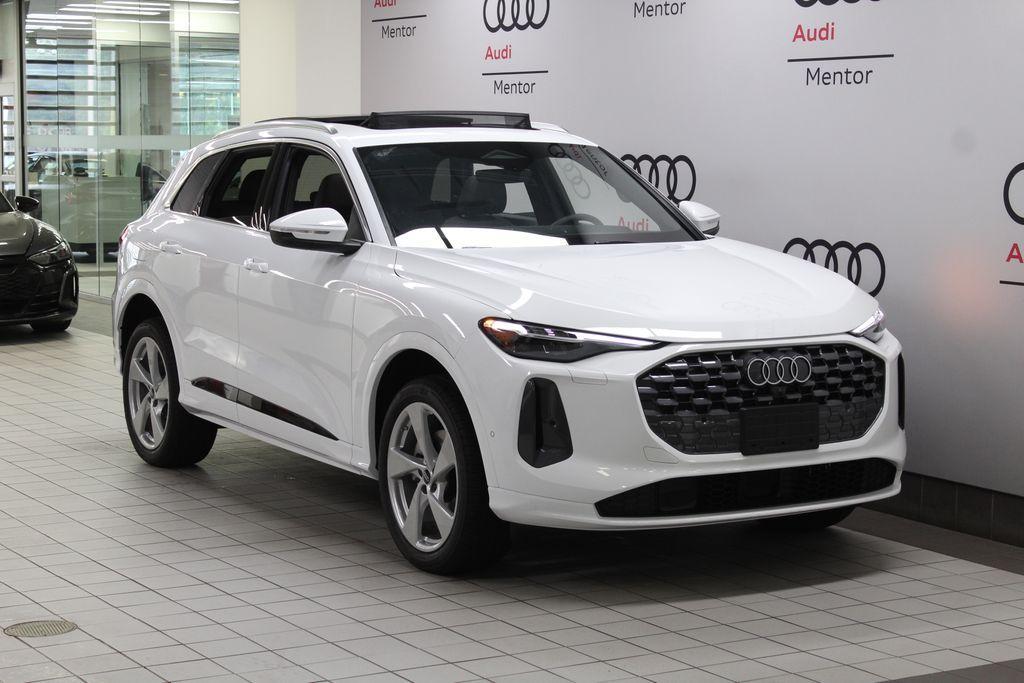 new 2025 Audi Q5 car, priced at $59,845