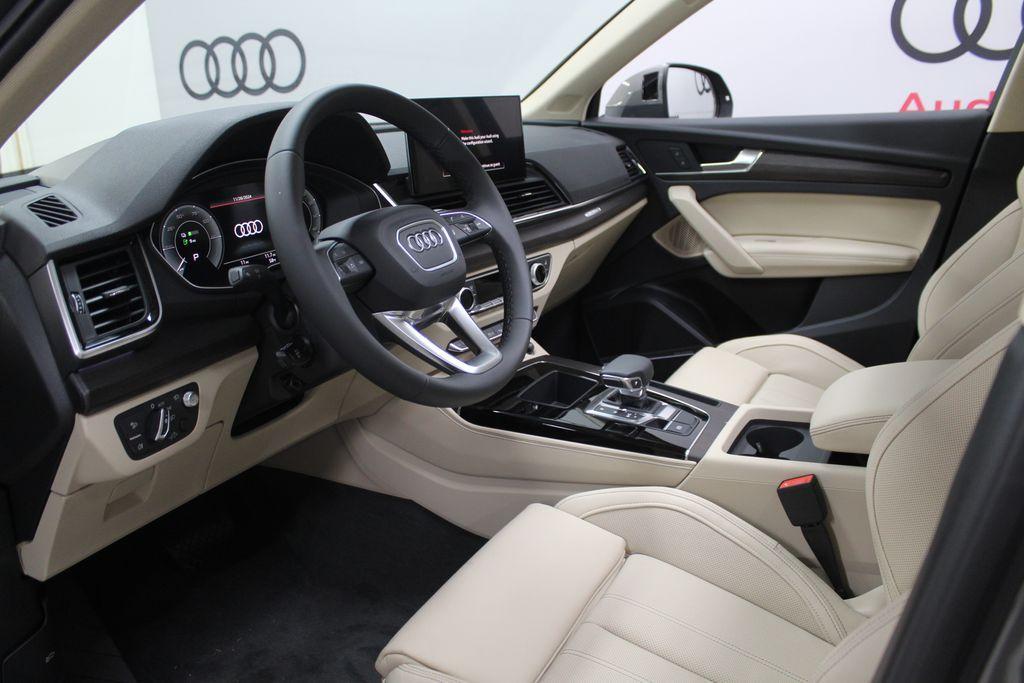 used 2025 Audi Q5 car, priced at $70,350