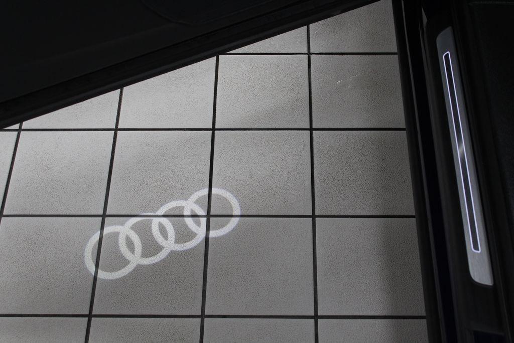 used 2022 Audi Q7 car, priced at $33,129