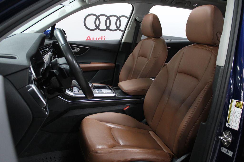 used 2022 Audi Q7 car, priced at $33,129