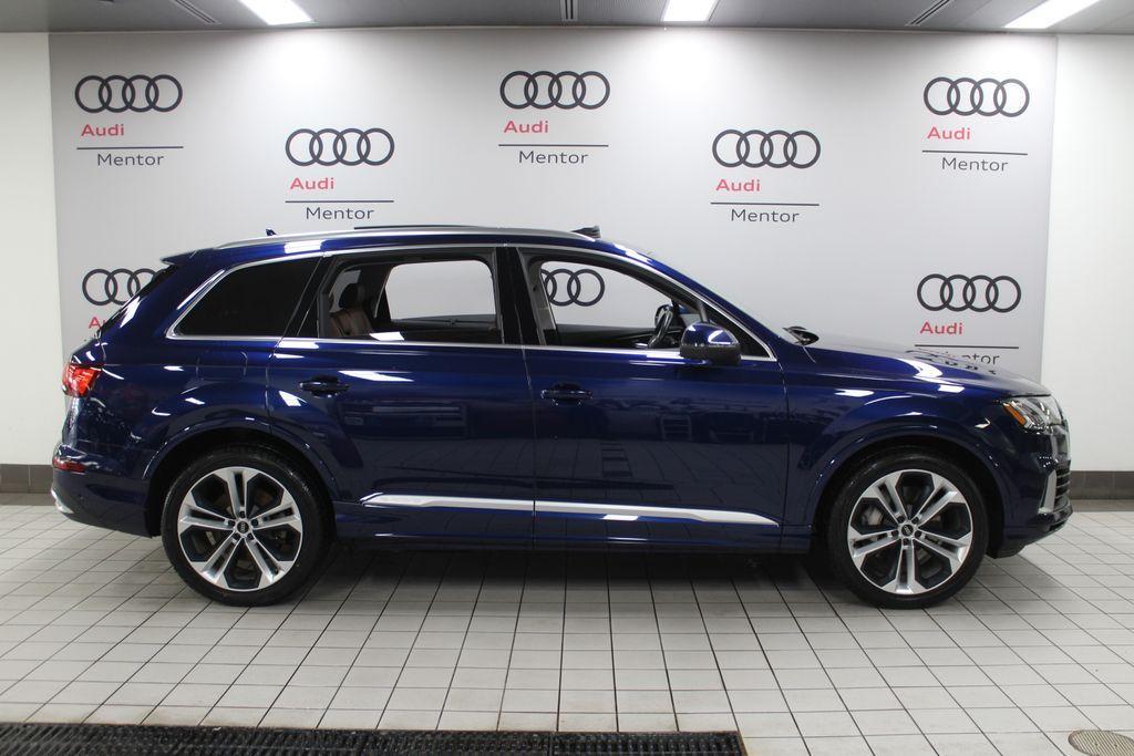 used 2022 Audi Q7 car, priced at $33,129