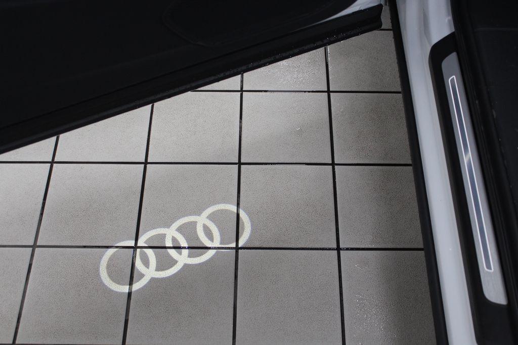 new 2025 Audi Q7 car, priced at $83,880