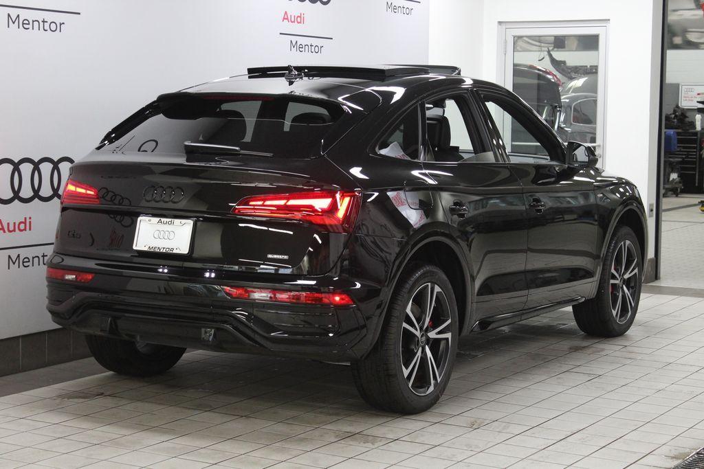 new 2025 Audi Q5 car, priced at $61,990