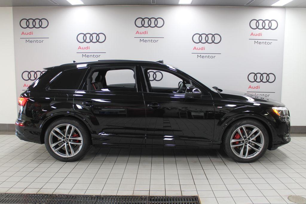 new 2026 Audi Q7 car, priced at $83,590