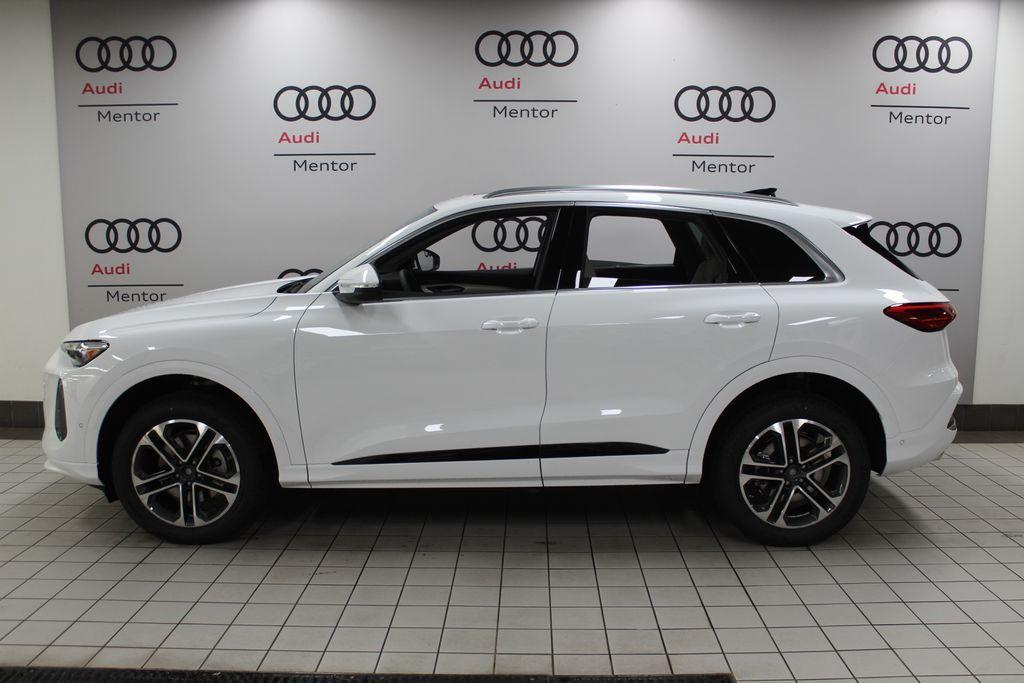 new 2025 Audi Q5 car, priced at $59,905