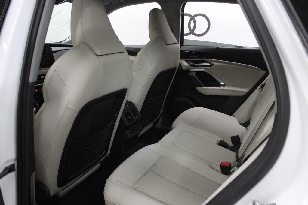 new 2025 Audi Q5 car, priced at $59,905