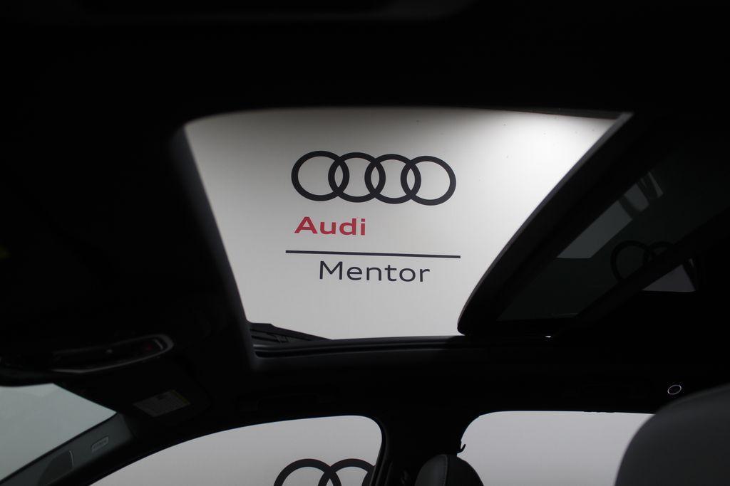 new 2025 Audi Q7 car, priced at $77,540