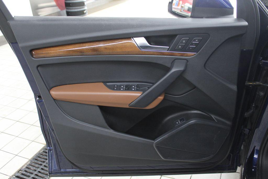 used 2022 Audi Q5 car