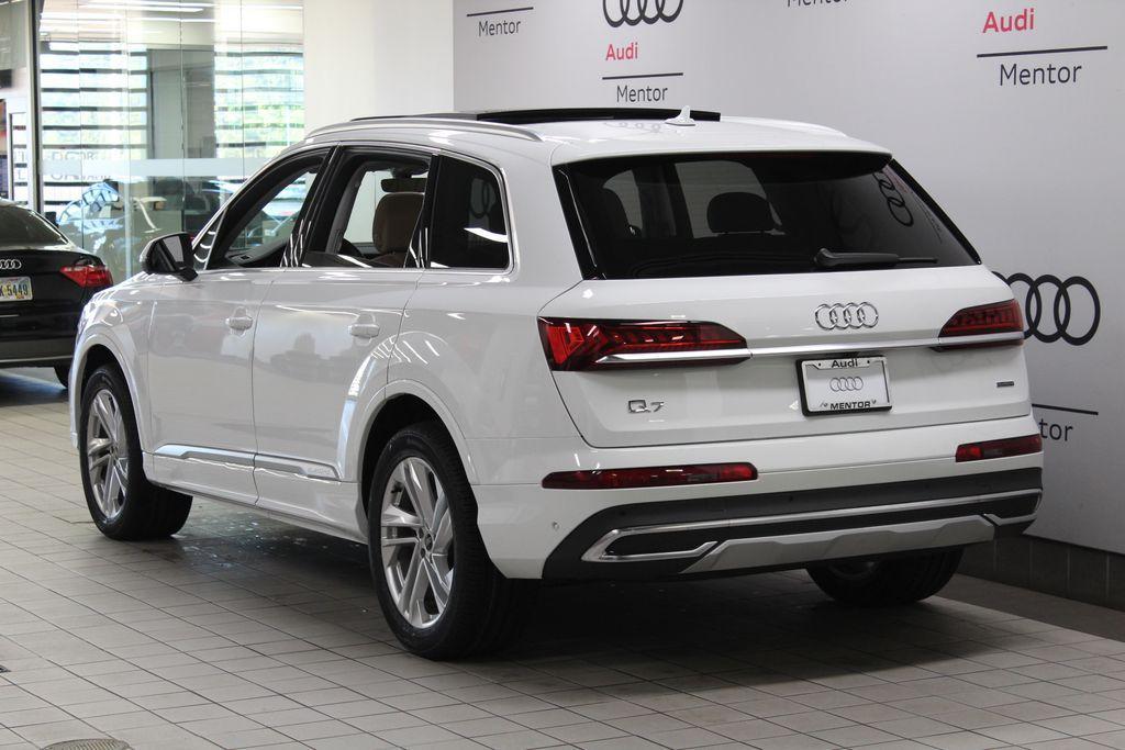 used 2021 Audi Q7 car, priced at $35,425