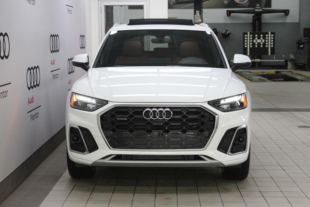 new 2025 Audi Q5 car, priced at $56,155