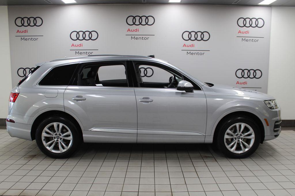 used 2019 Audi Q7 car, priced at $21,689