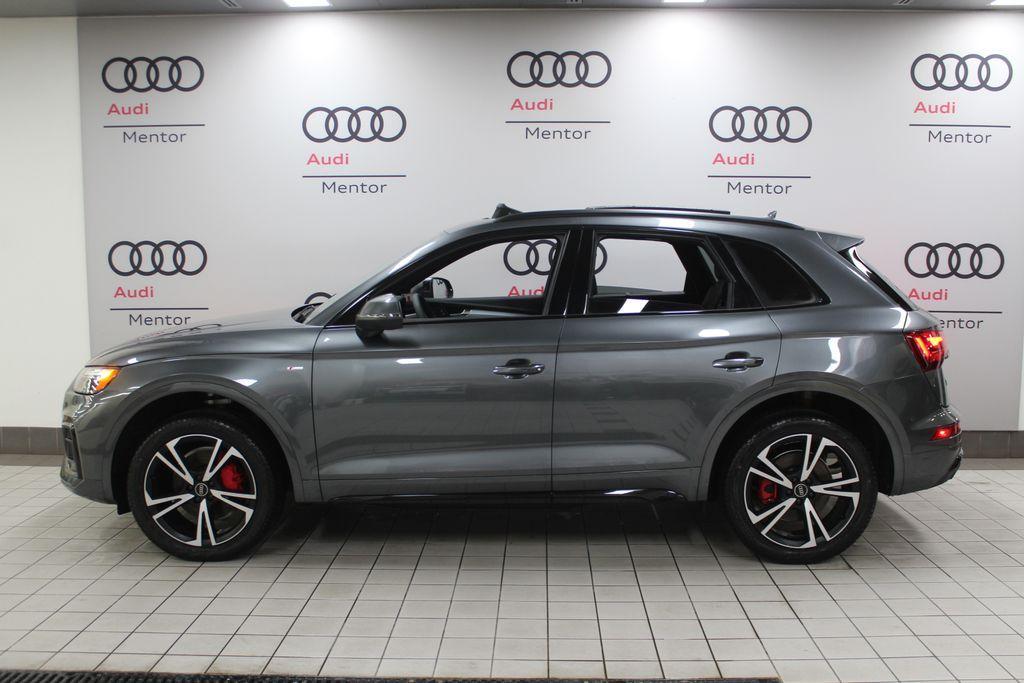 new 2025 Audi Q5 car, priced at $59,015