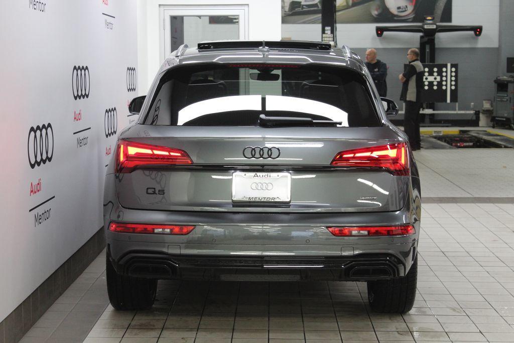 new 2025 Audi Q5 car, priced at $59,015