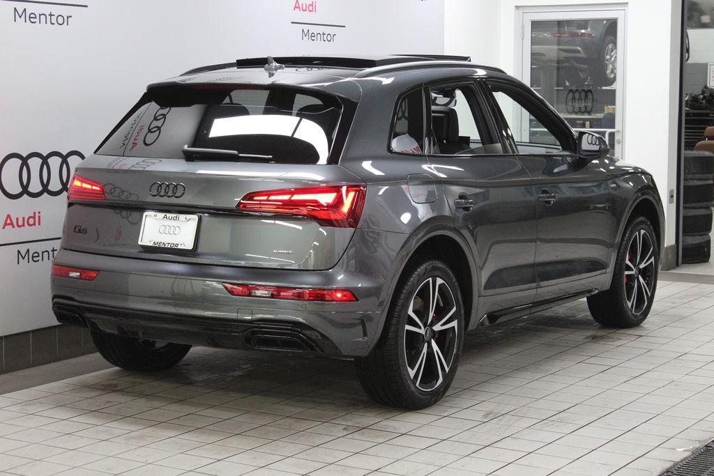 new 2025 Audi Q5 car, priced at $59,015