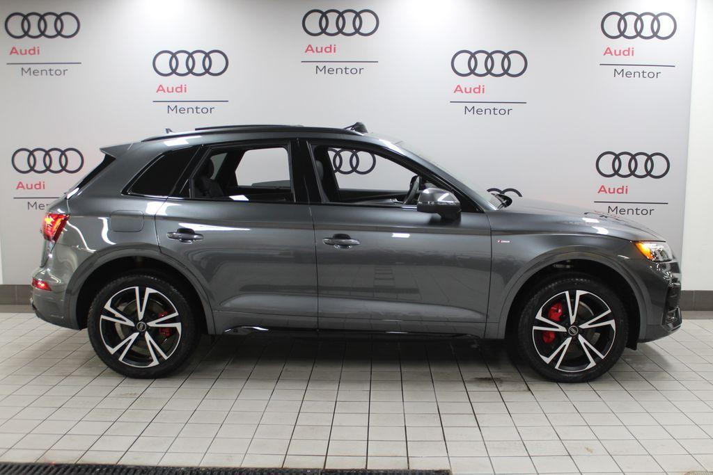 new 2025 Audi Q5 car, priced at $59,015