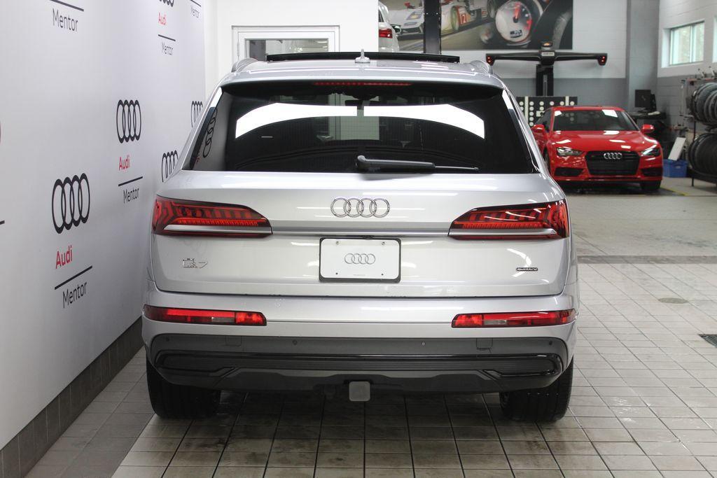 used 2020 Audi Q7 car, priced at $33,989