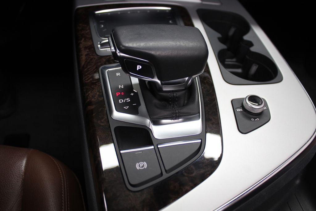 used 2019 Audi Q7 car, priced at $22,980