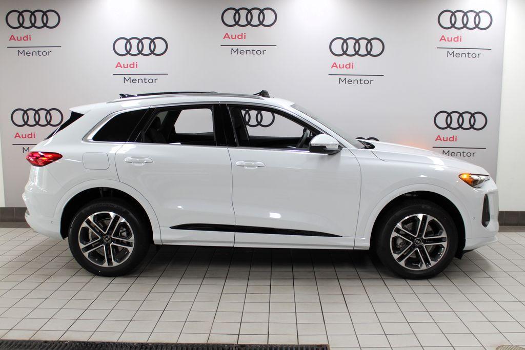 new 2025 Audi Q5 car, priced at $57,775