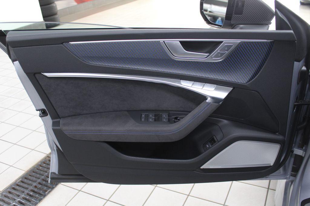 new 2025 Audi RS 7 car, priced at $157,145