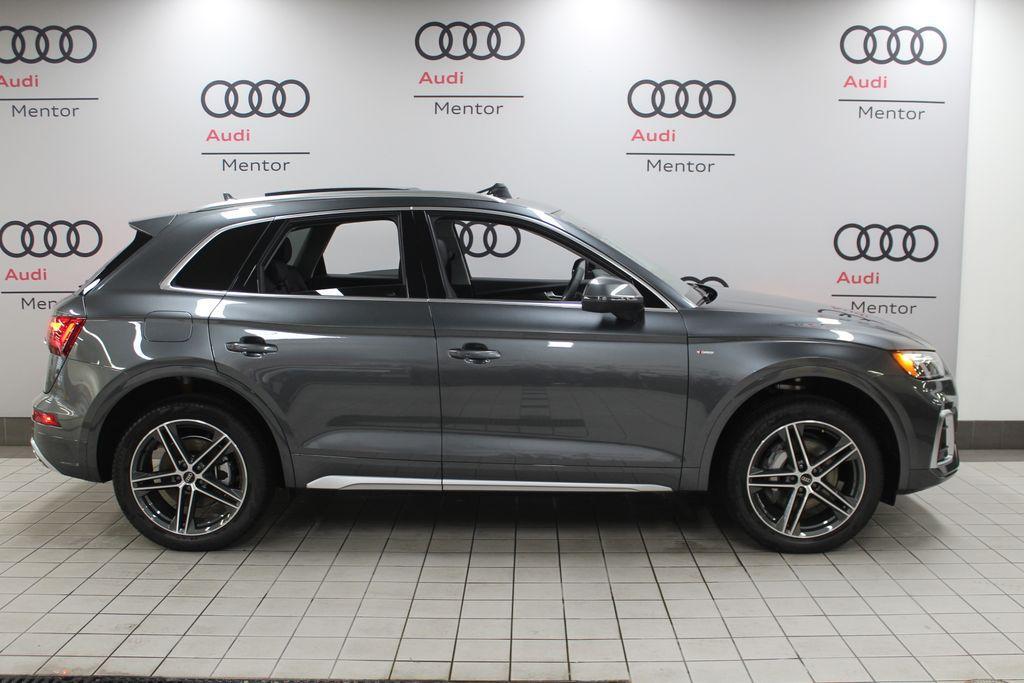 new 2025 Audi Q5 car, priced at $63,485