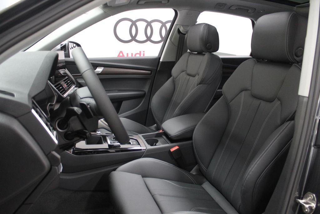 new 2025 Audi Q5 car, priced at $63,485