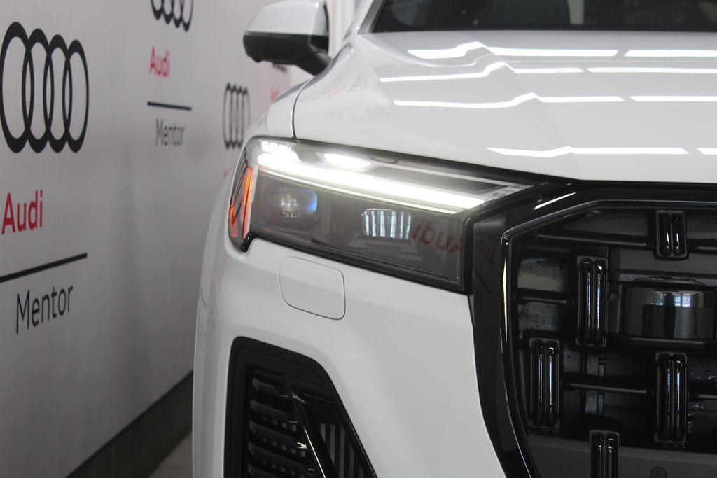 new 2026 Audi Q7 car, priced at $81,995