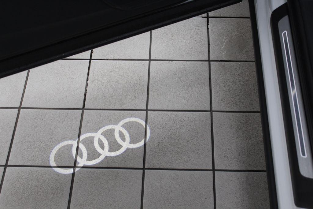 new 2026 Audi Q7 car, priced at $81,995