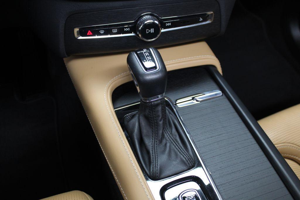 used 2021 Volvo XC90 car, priced at $26,775