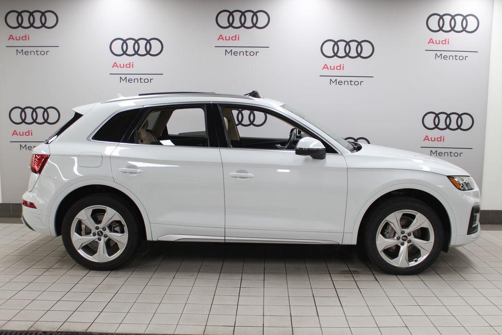 used 2021 Audi Q5 car, priced at $31,723