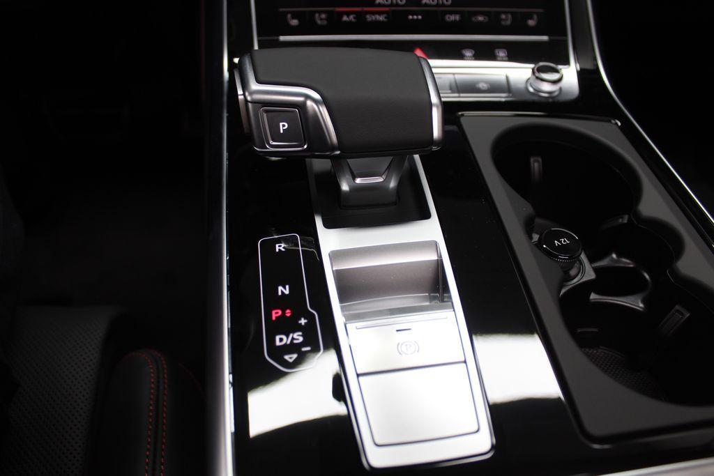 new 2026 Audi Q7 car, priced at $85,540