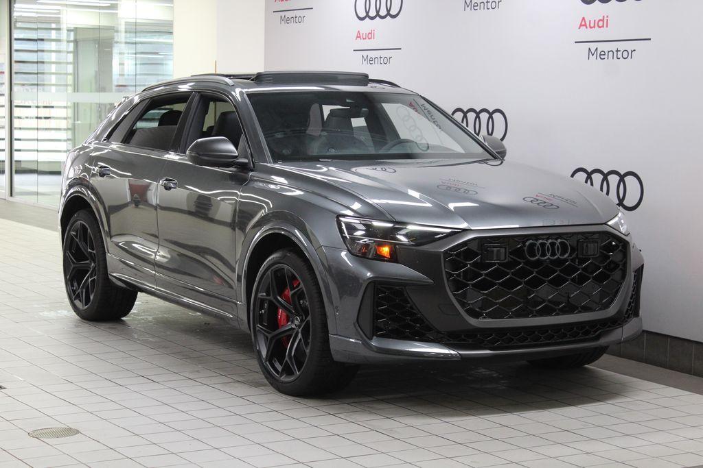 new 2026 Audi RS Q8 car, priced at $157,115
