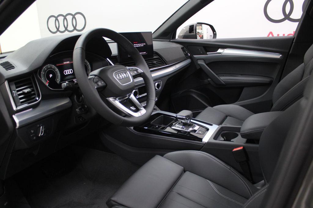 new 2025 Audi Q5 car, priced at $59,340